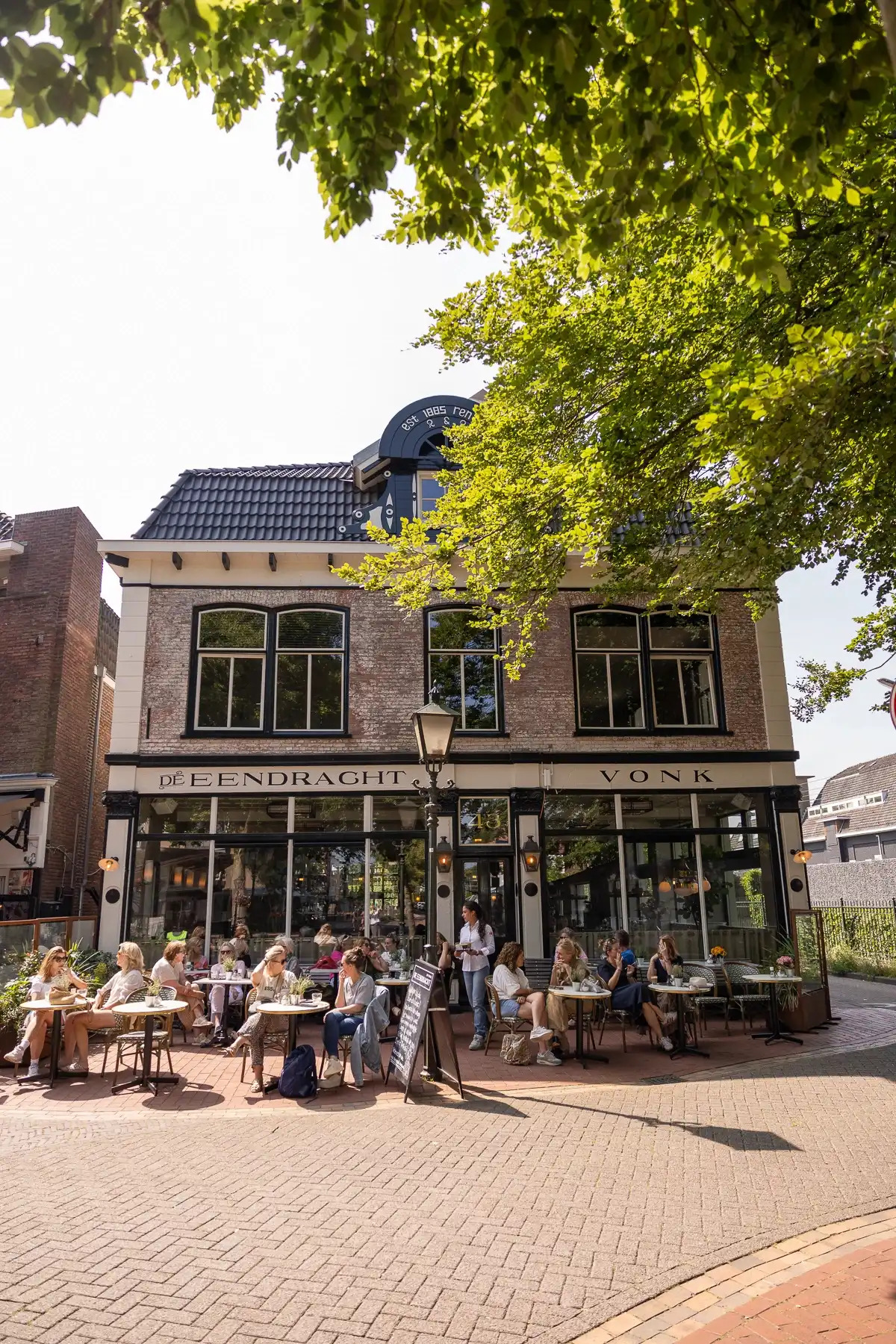 Winkelen lunchen en uit eten in bussum